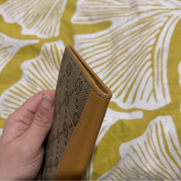 Gucci Checkbook Wallet - Picture 12 of 14